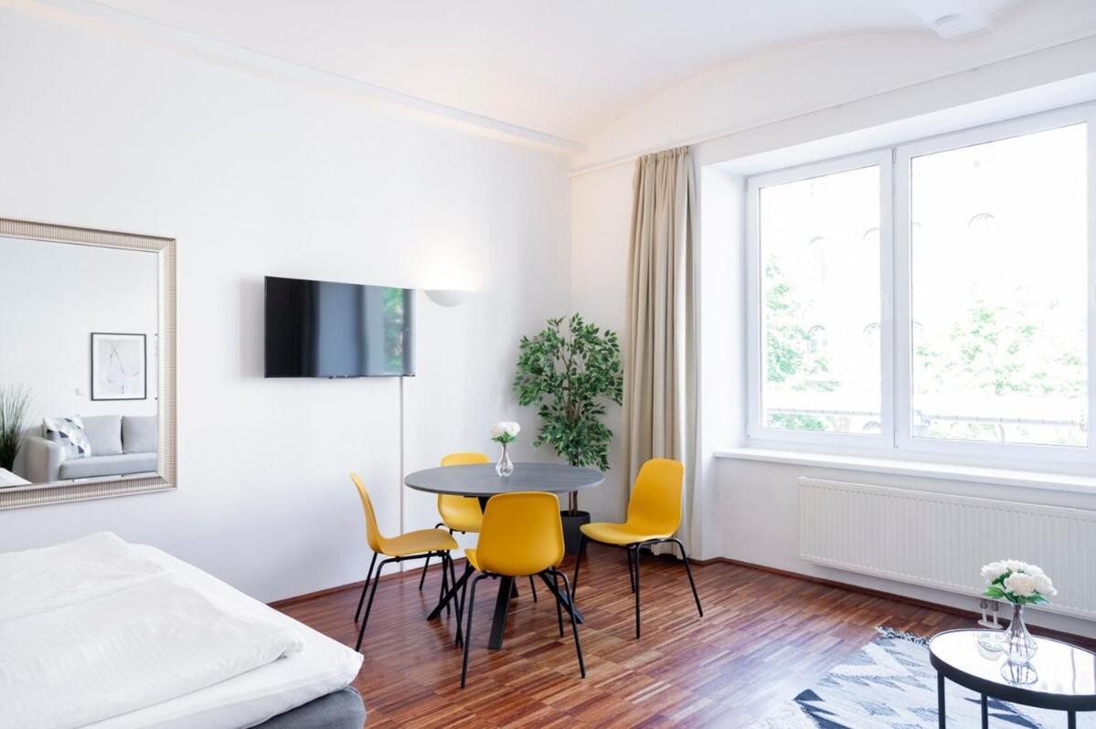 Beautiful Apartment In Vienna'S Heart 18 Экстерьер фото